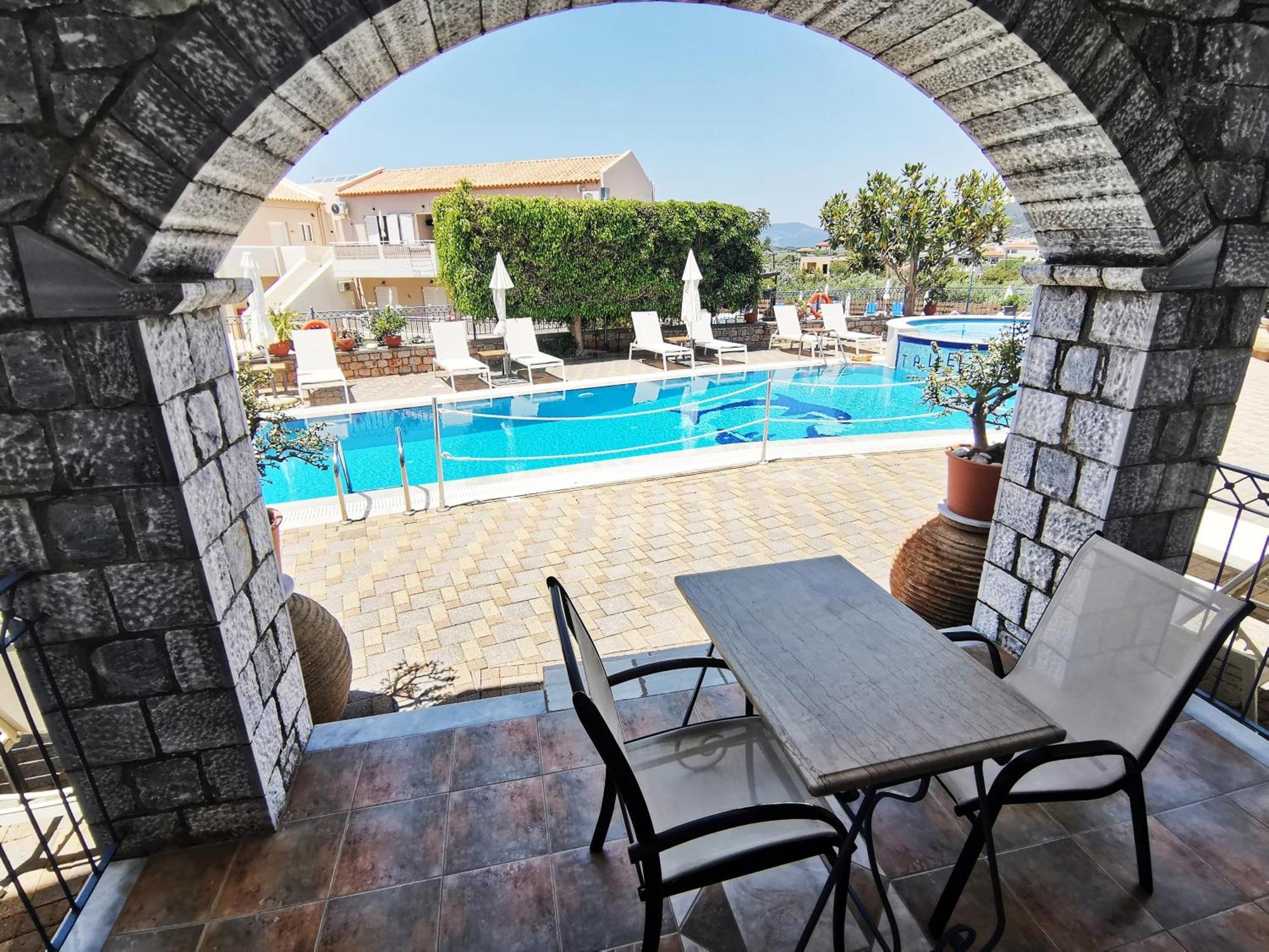 Taletos Apartments Stoúpa Extérieur photo