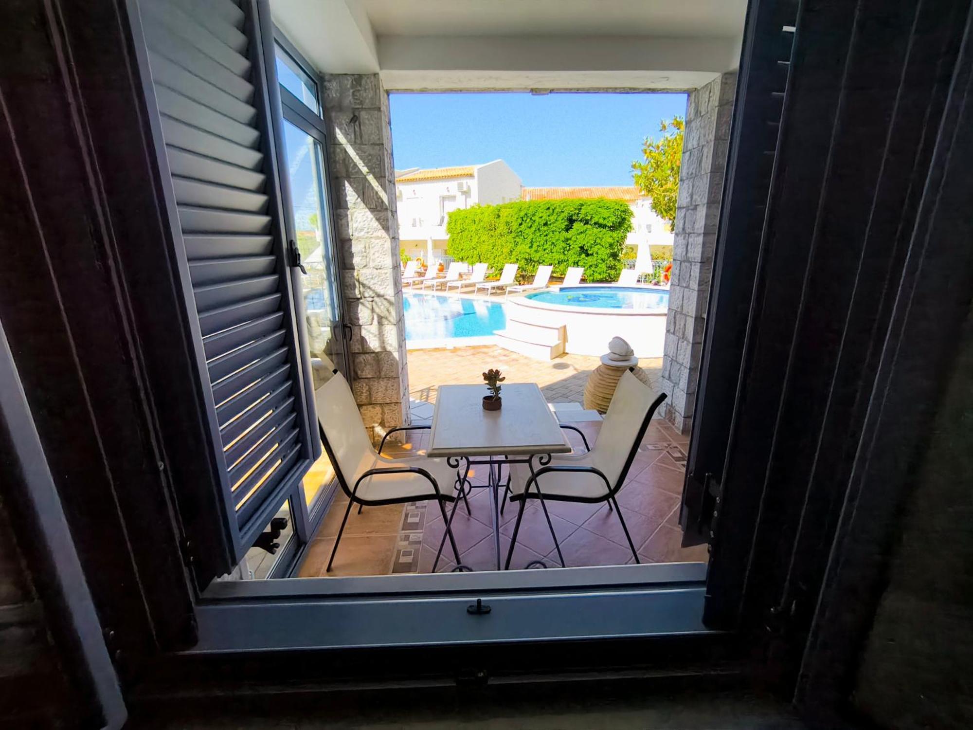 Taletos Apartments Stoúpa Extérieur photo